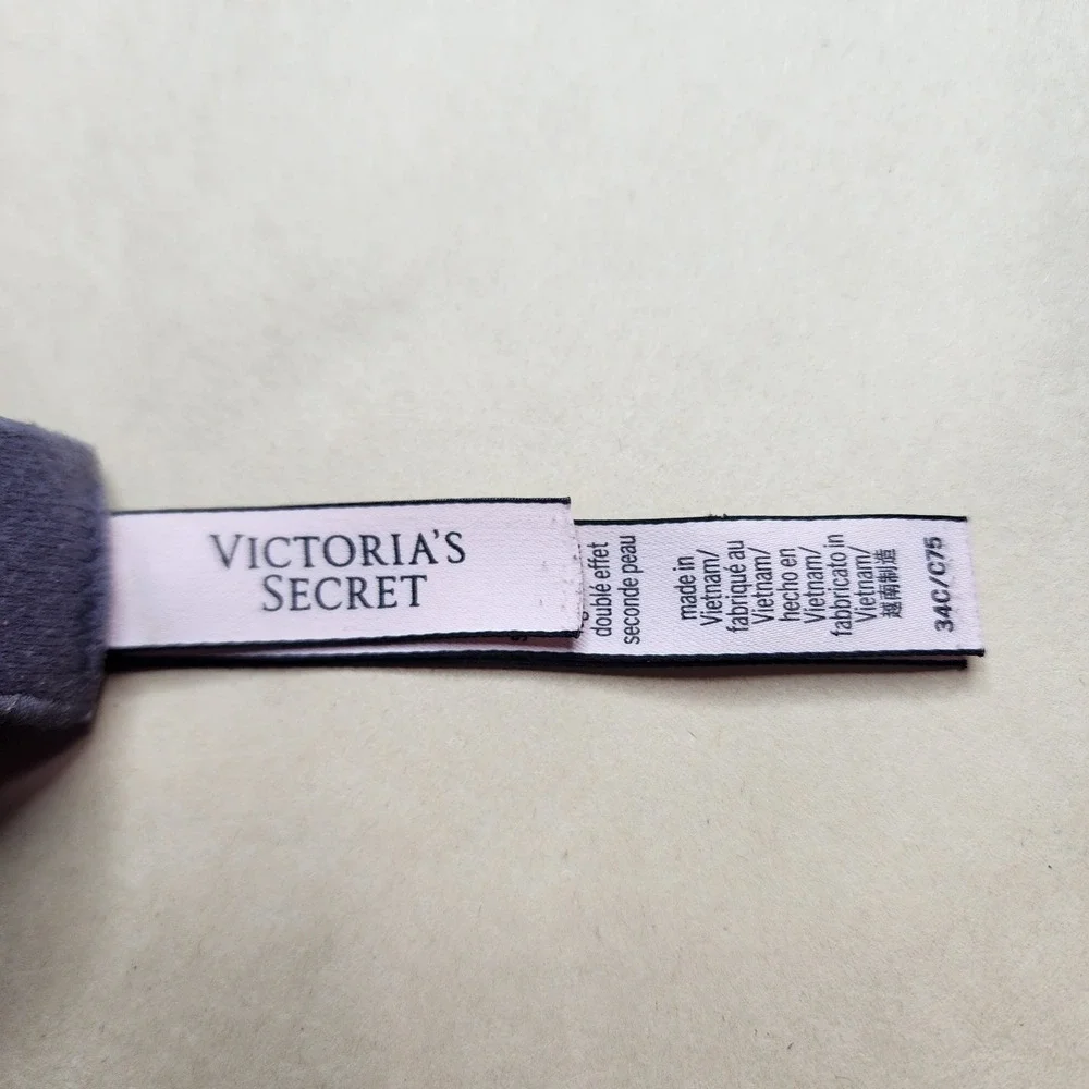 Victoria's Secret Purple Logo Strap T-Shirt Bra‎ Underwire 34C 374008-DEJ